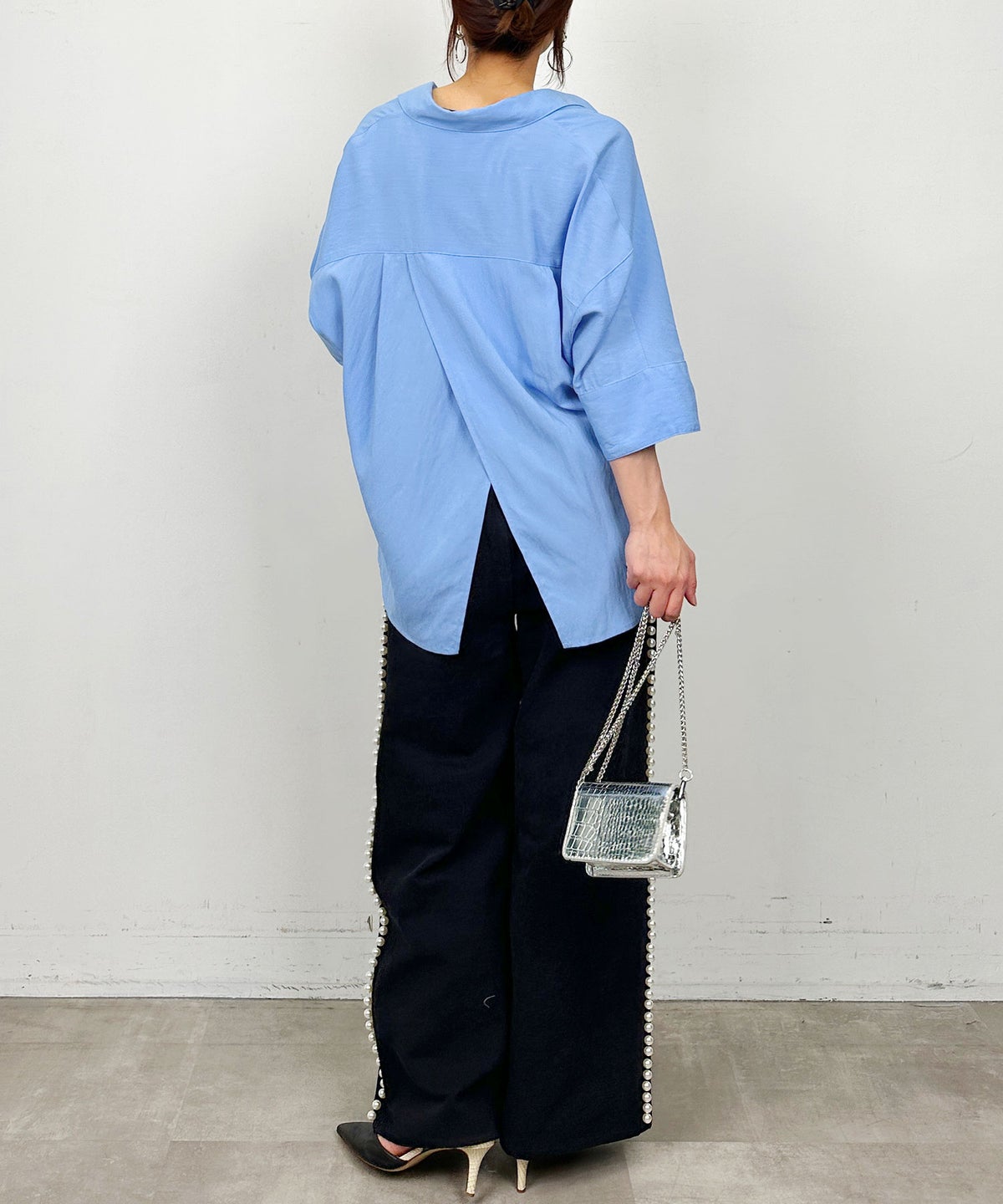 model：H164　着用サイズ：M　サックスブルー