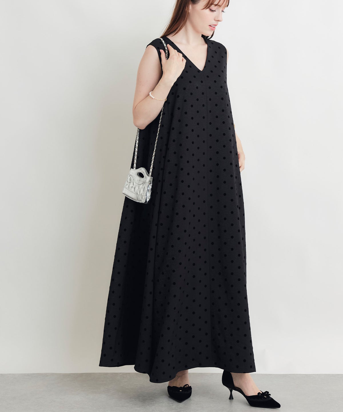 model：H160　着用サイズ：M　ブラック
