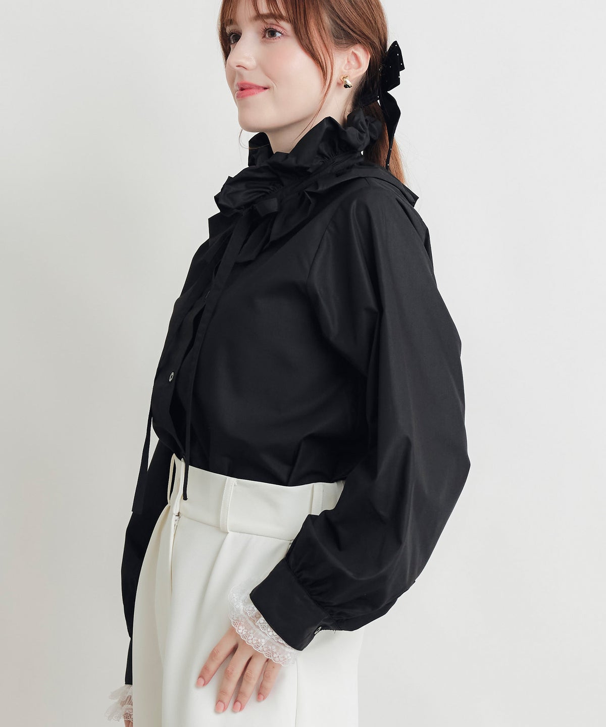 model：H160　着用サイズ：M　ブラック