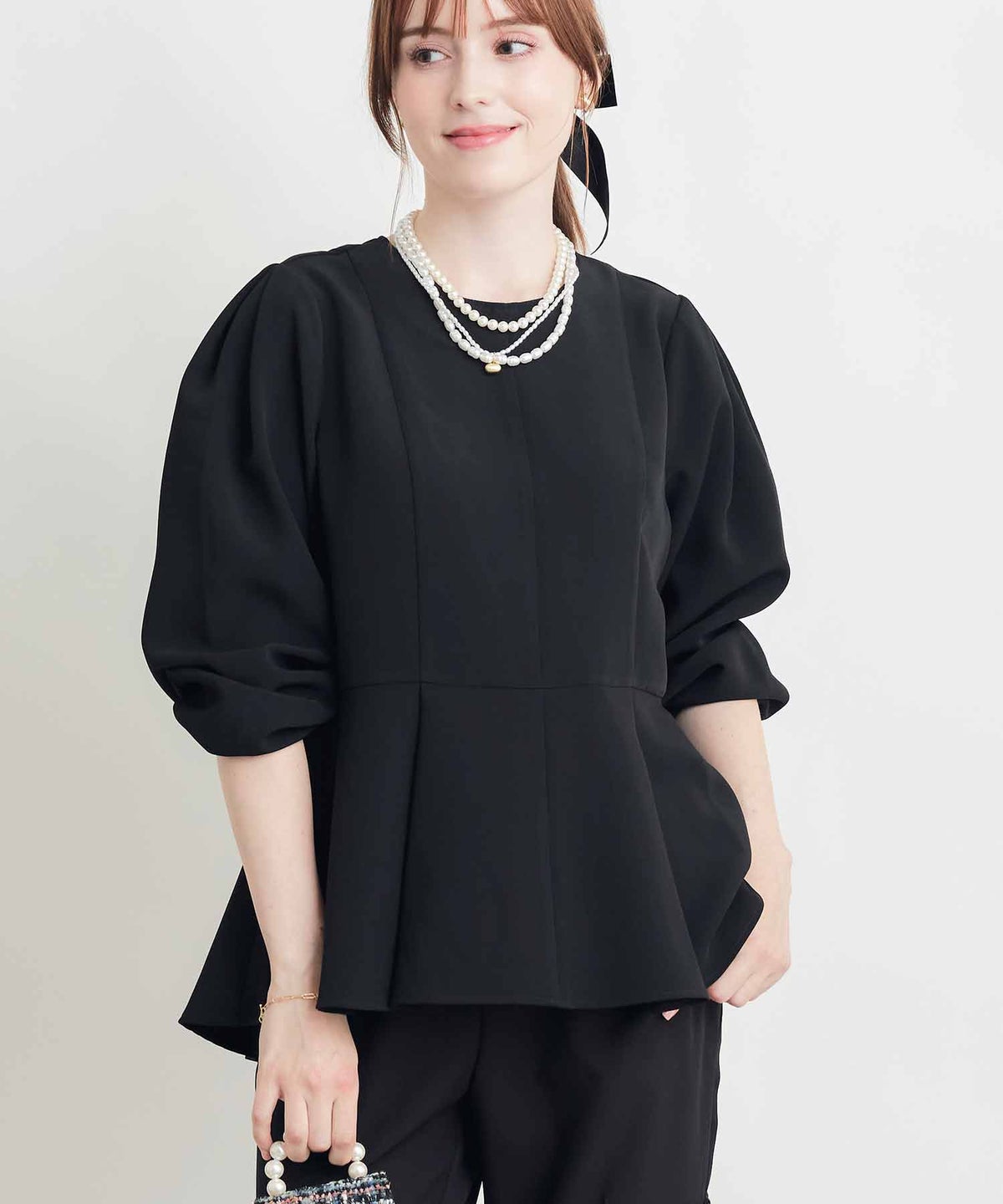 model：H160　着用サイズ：M　襟なし