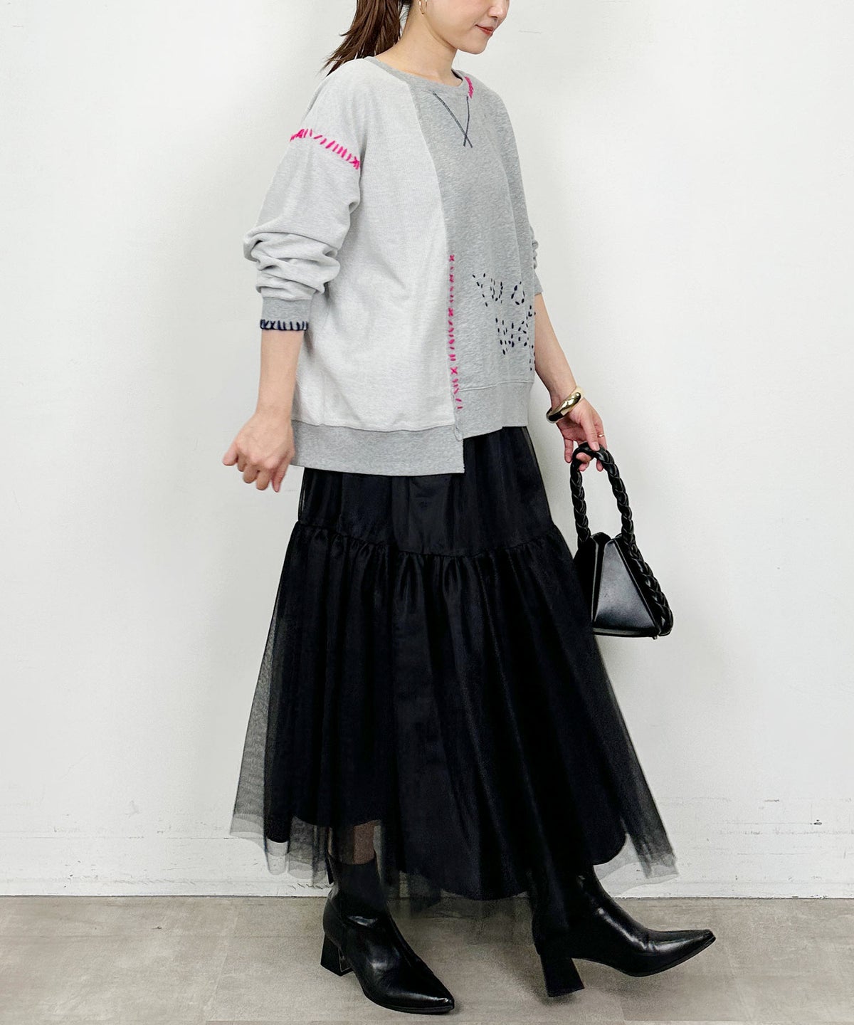model：H164　着用サイズ：M グレー