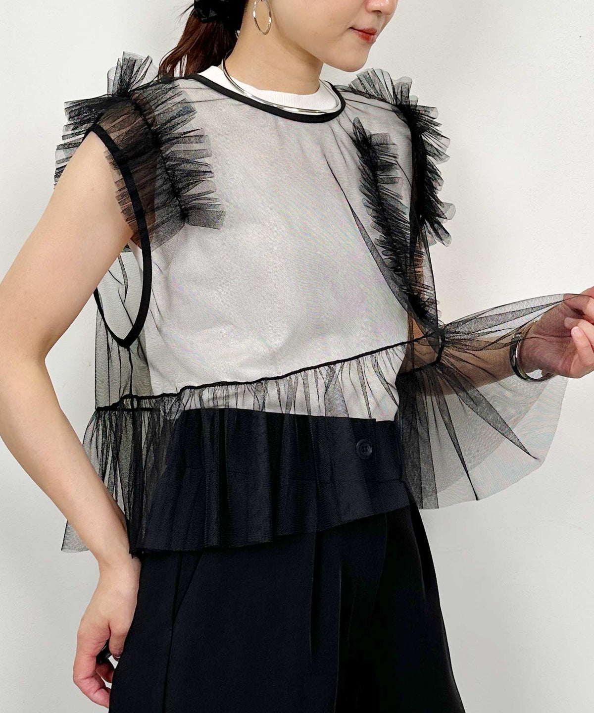 model：H164　着用サイズ：M　ブラック