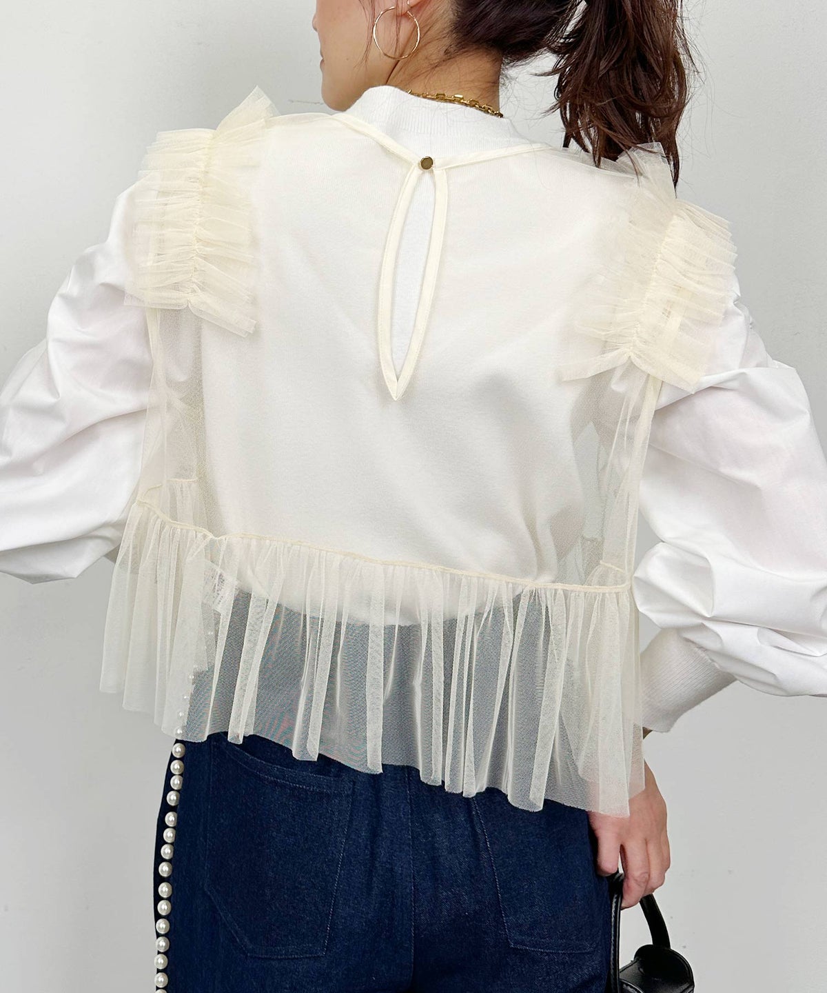 model：H164　着用サイズ：M　アイボリー
