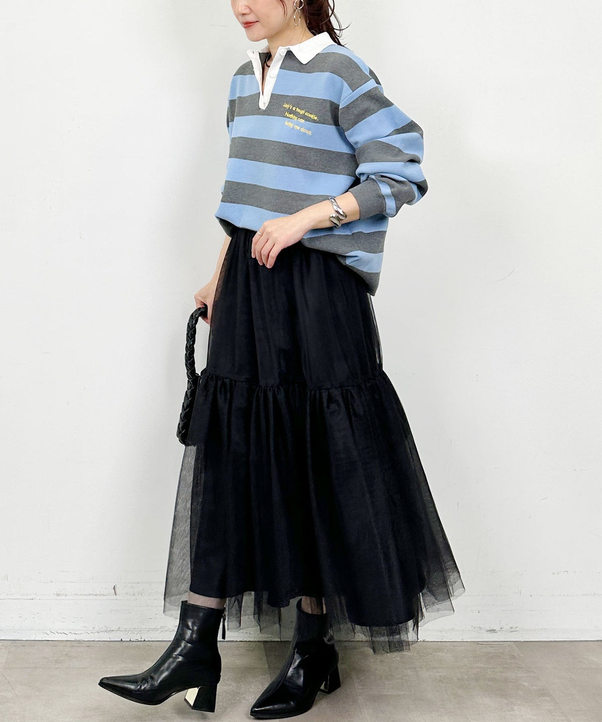 model：H164　着用サイズ：M　ブルー