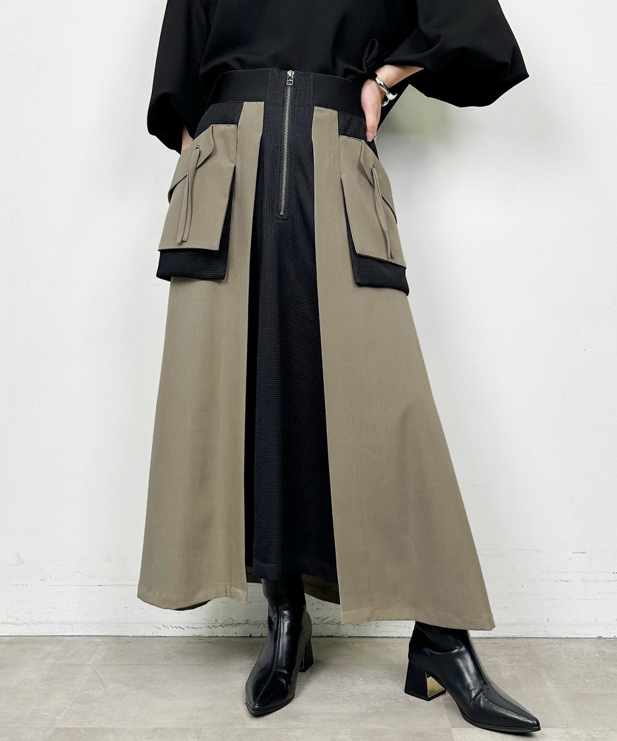 model：H164　着用サイズ：M　カーキ