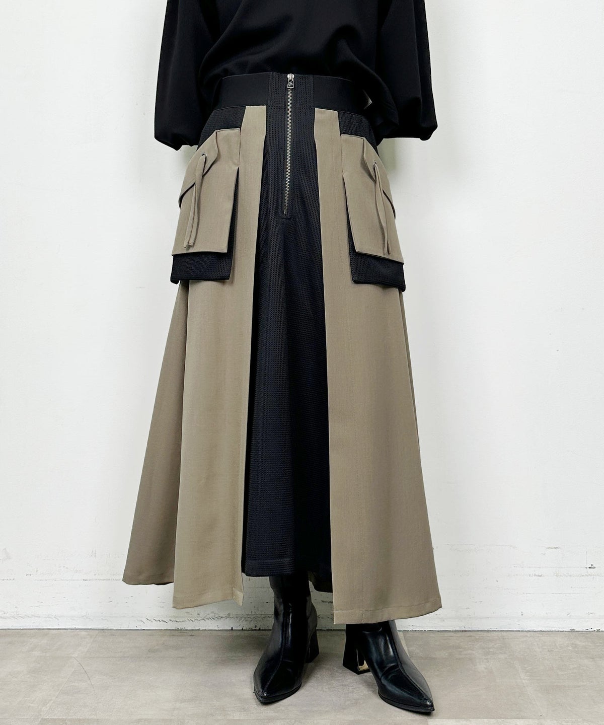 model：H164　着用サイズ：M　カーキ