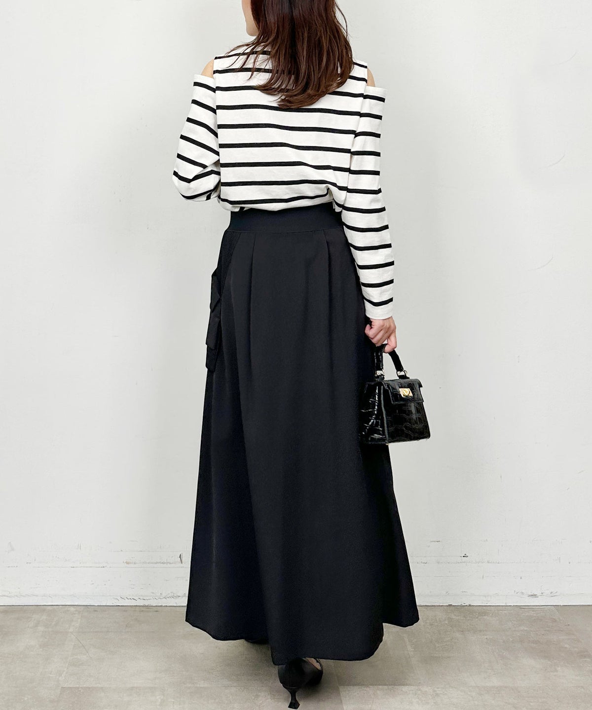 model：H164　着用サイズ：M　ブラック