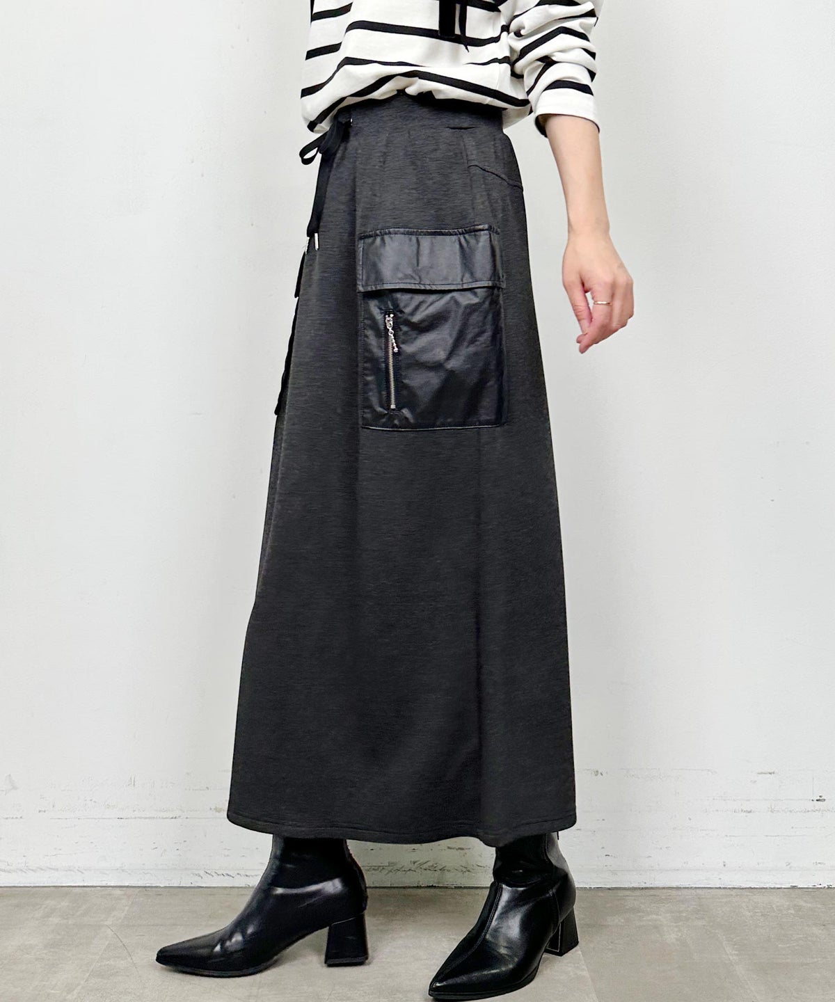 model：H164　着用サイズ：M　チャコールグレー