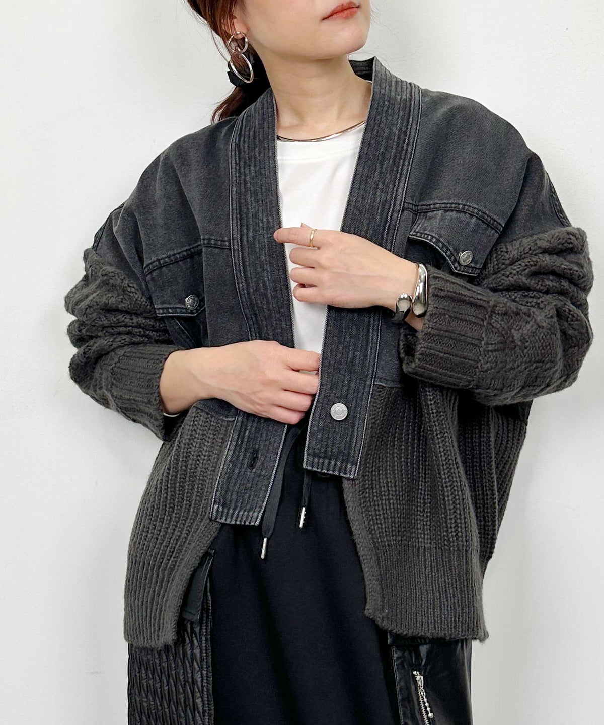 model：H164　着用サイズ：M　ブラック