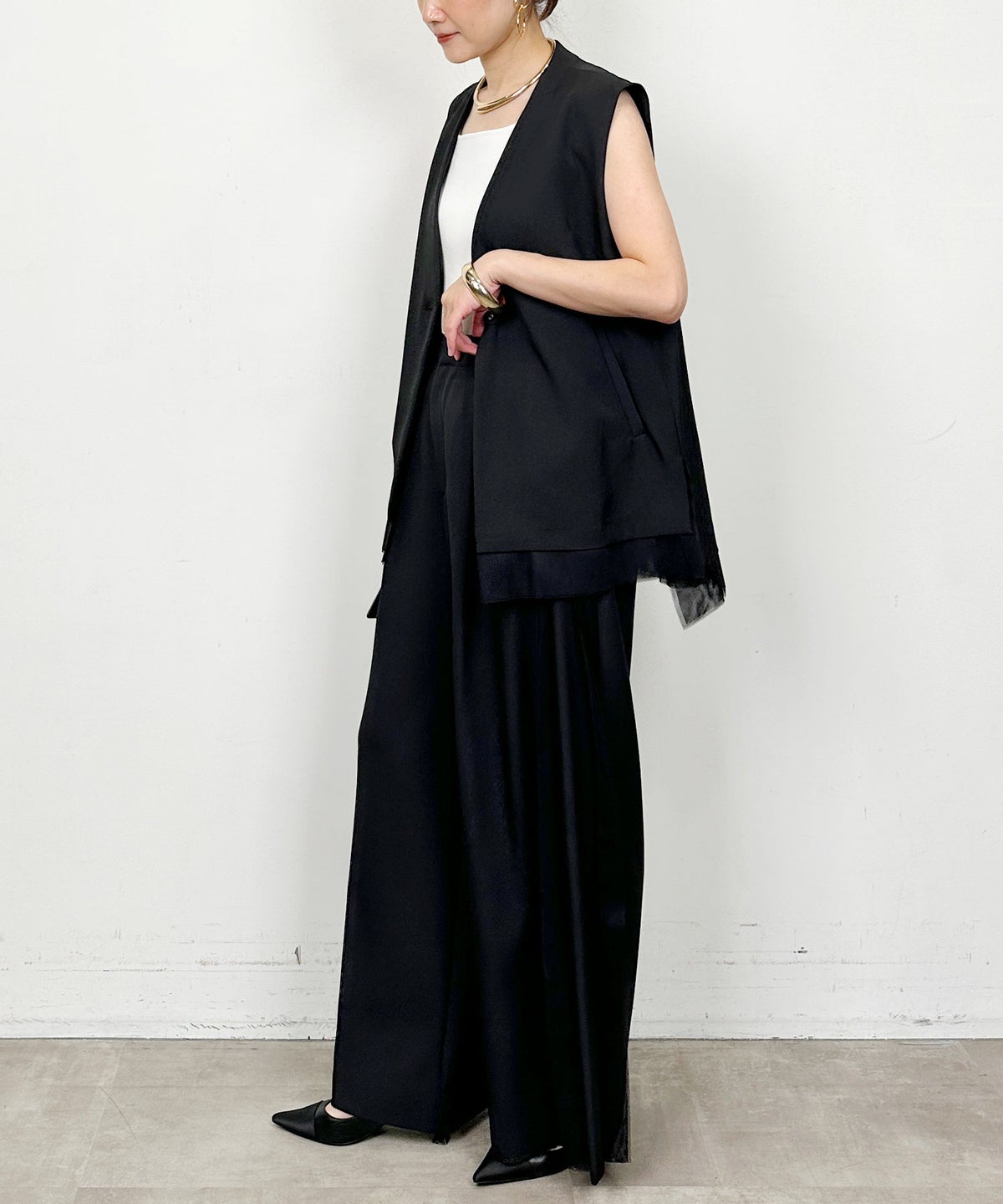 model：H164　着用サイズ：M　ブラック　セットアップで