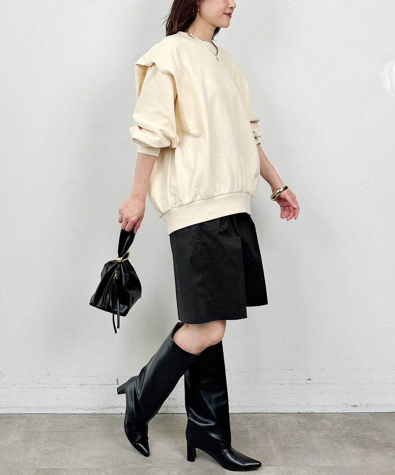model：H164　着用サイズ：M　アイボリー