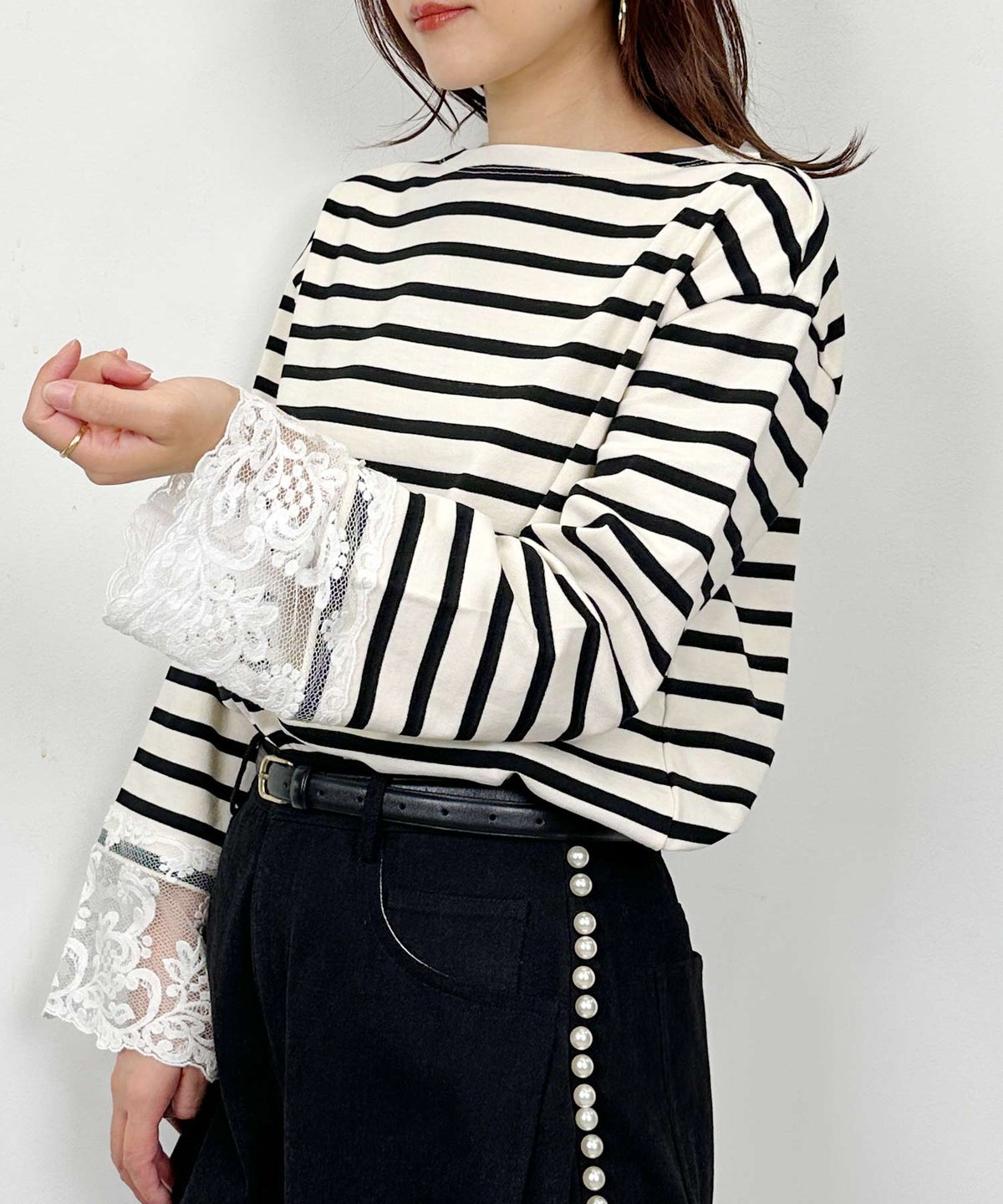 model：H164　着用サイズ：M　アイボリー