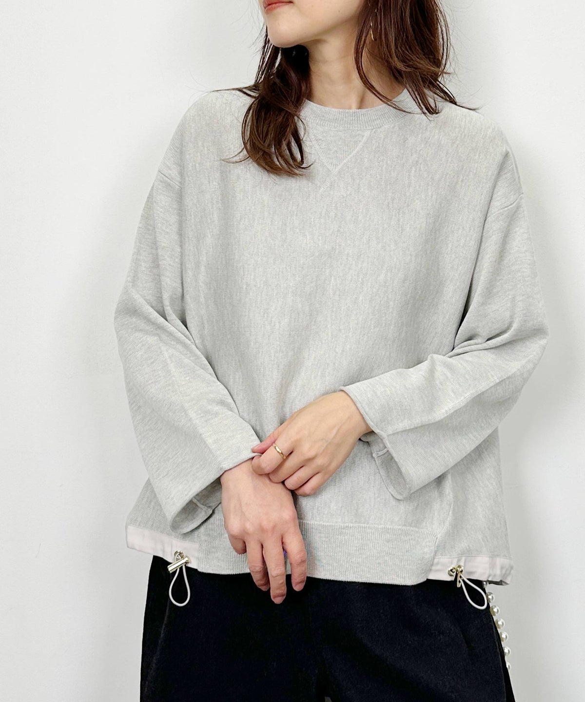 model：H164　着用サイズ：M　グレー
