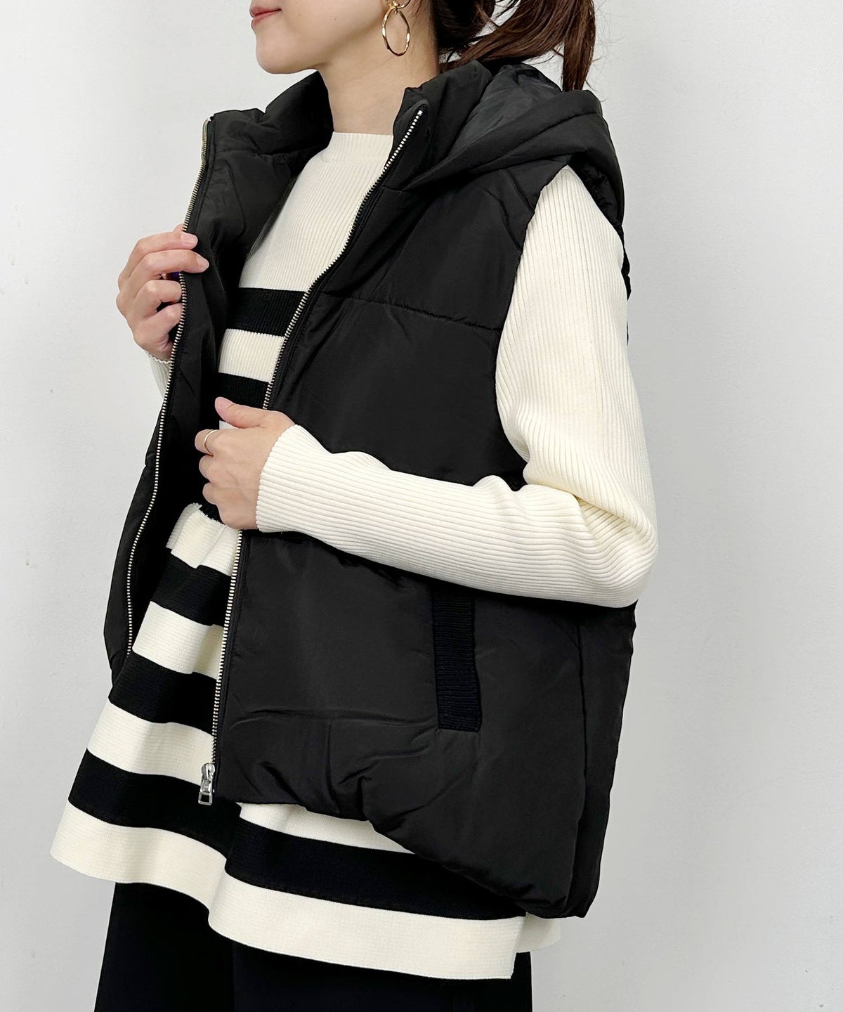model：H164　着用サイズ：M　ブラック