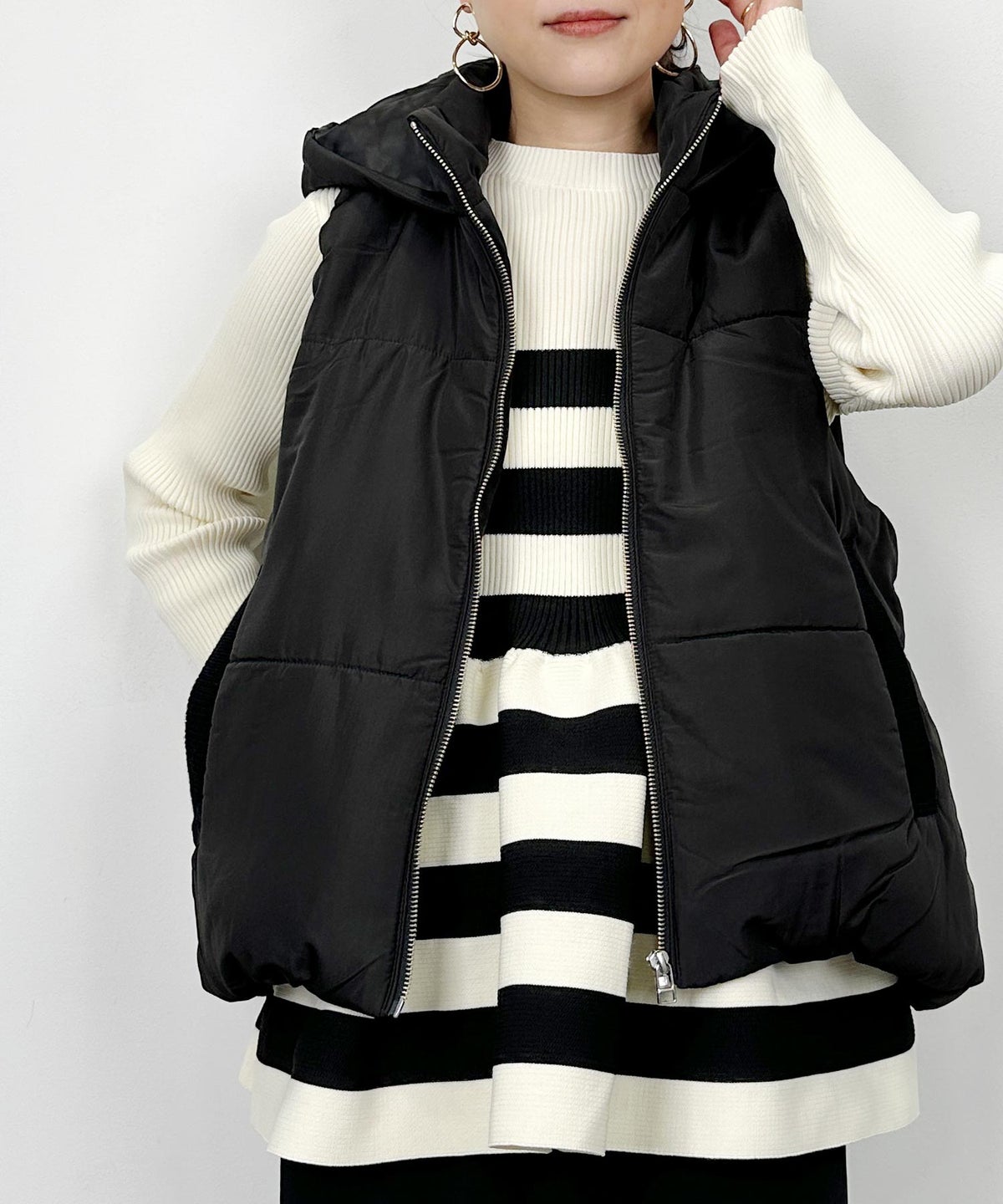 model：H164　着用サイズ：M　ブラック