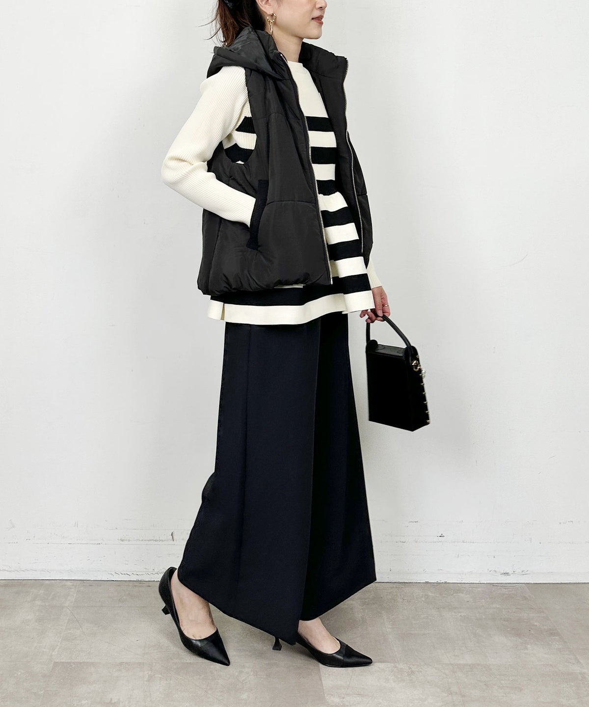 model：H164　着用サイズ：M　ブラック