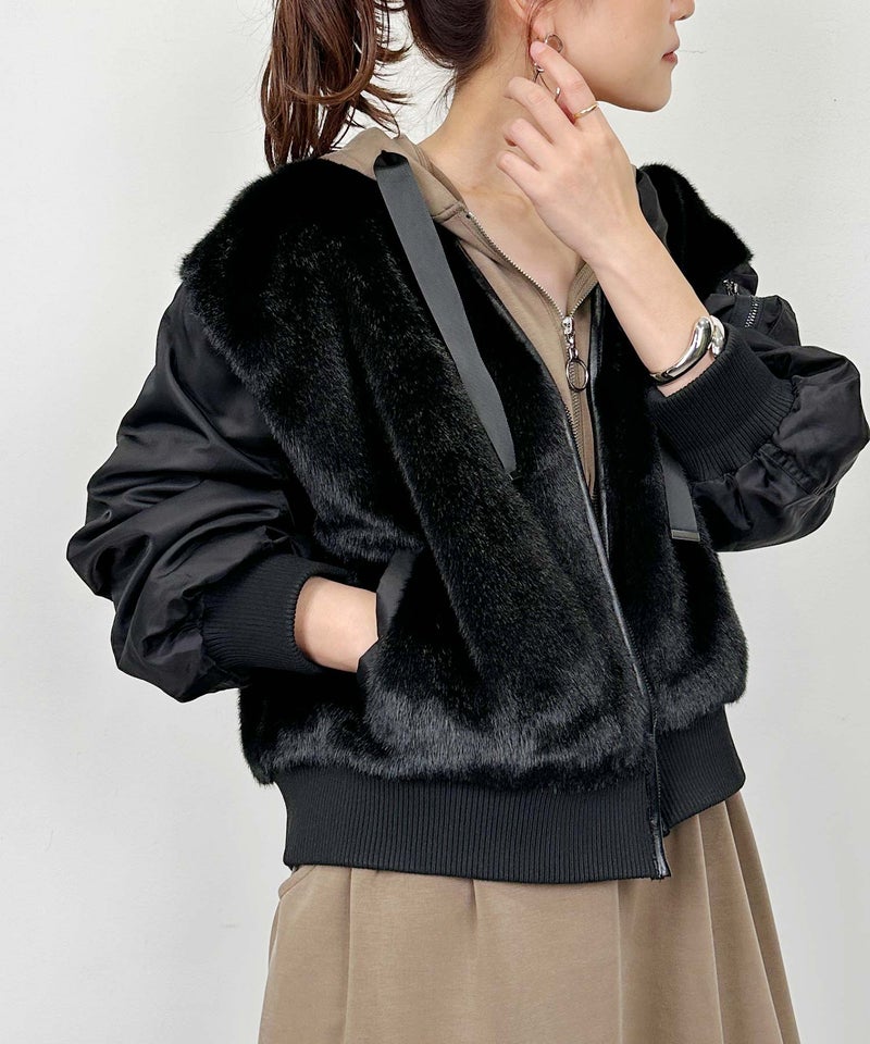 model：H164　着用サイズ：M　ブラック