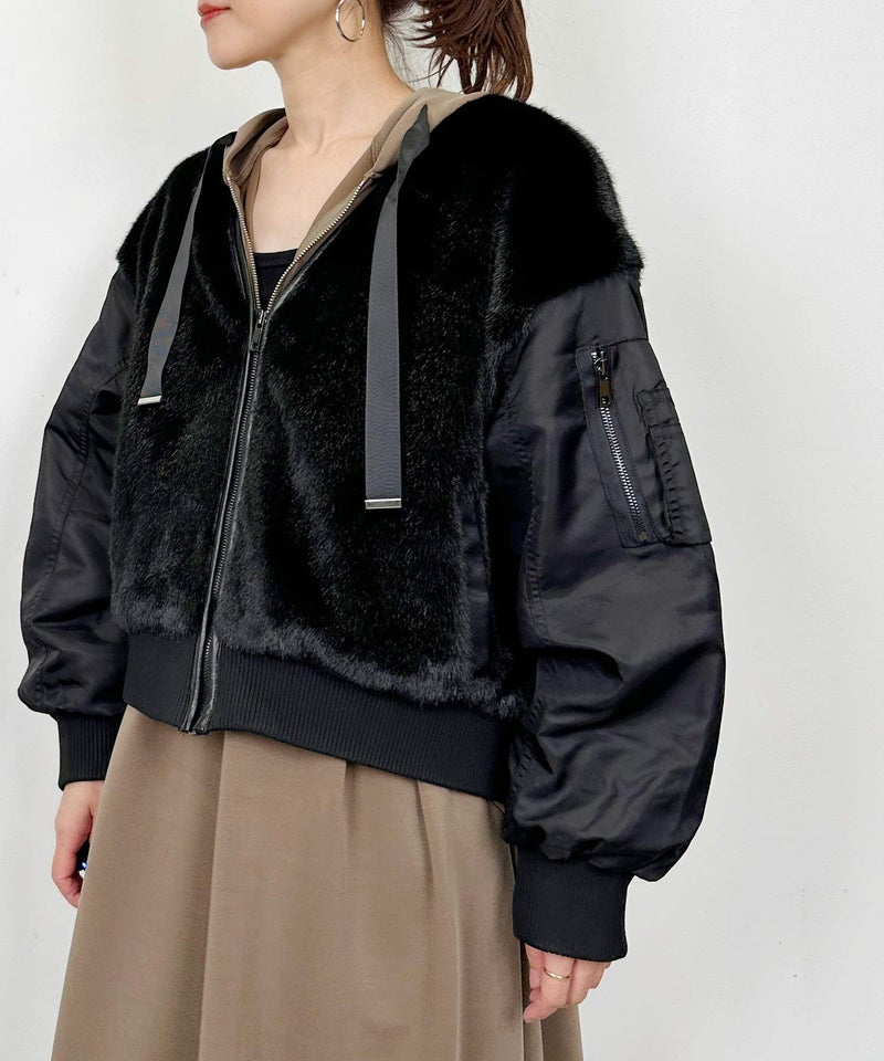 model：H164　着用サイズ：M　ブラック