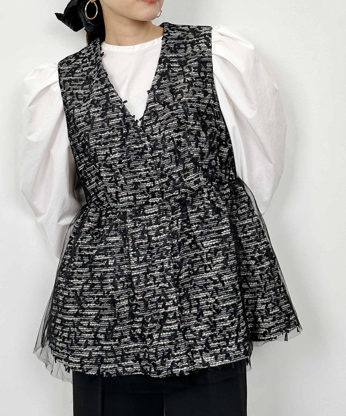 model：H164　着用サイズ：M　ブラック