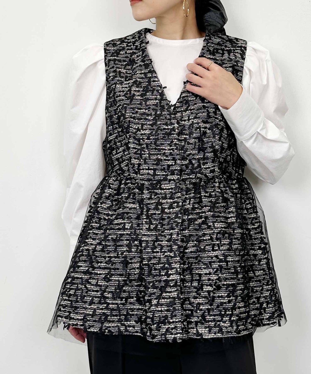 model：H164　着用サイズ：M　ブラック