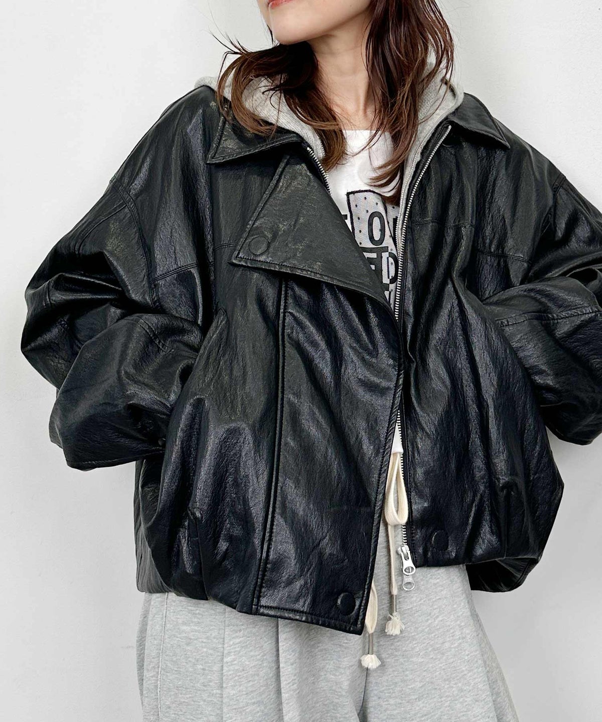 model：H164　着用サイズ：M