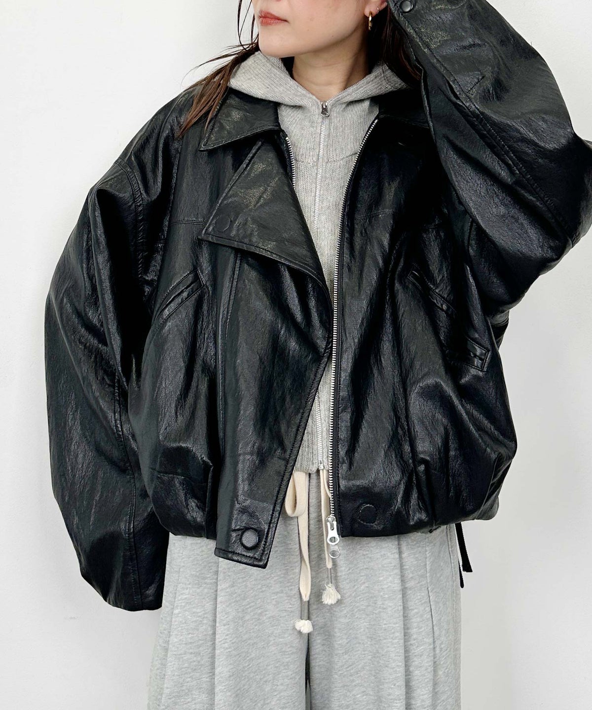 model：H164　着用サイズ：M