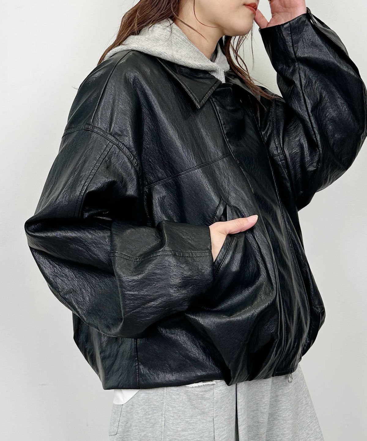model：H164　着用サイズ：M
