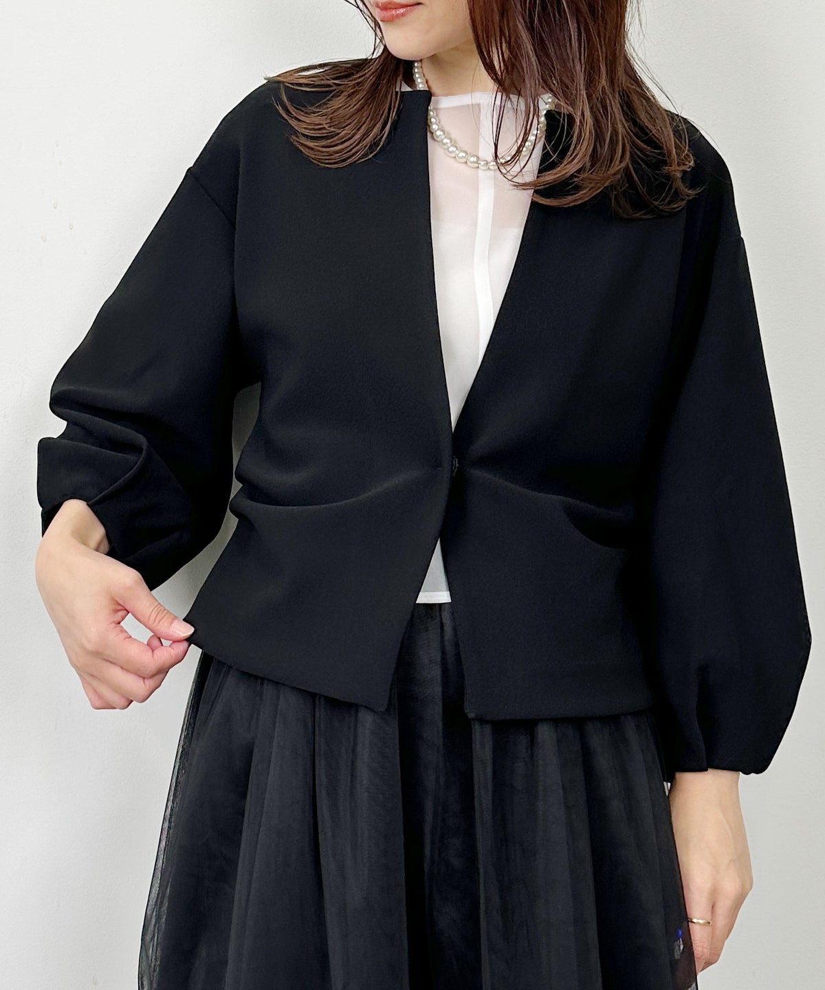model：H164　着用サイズ：M　ブラック