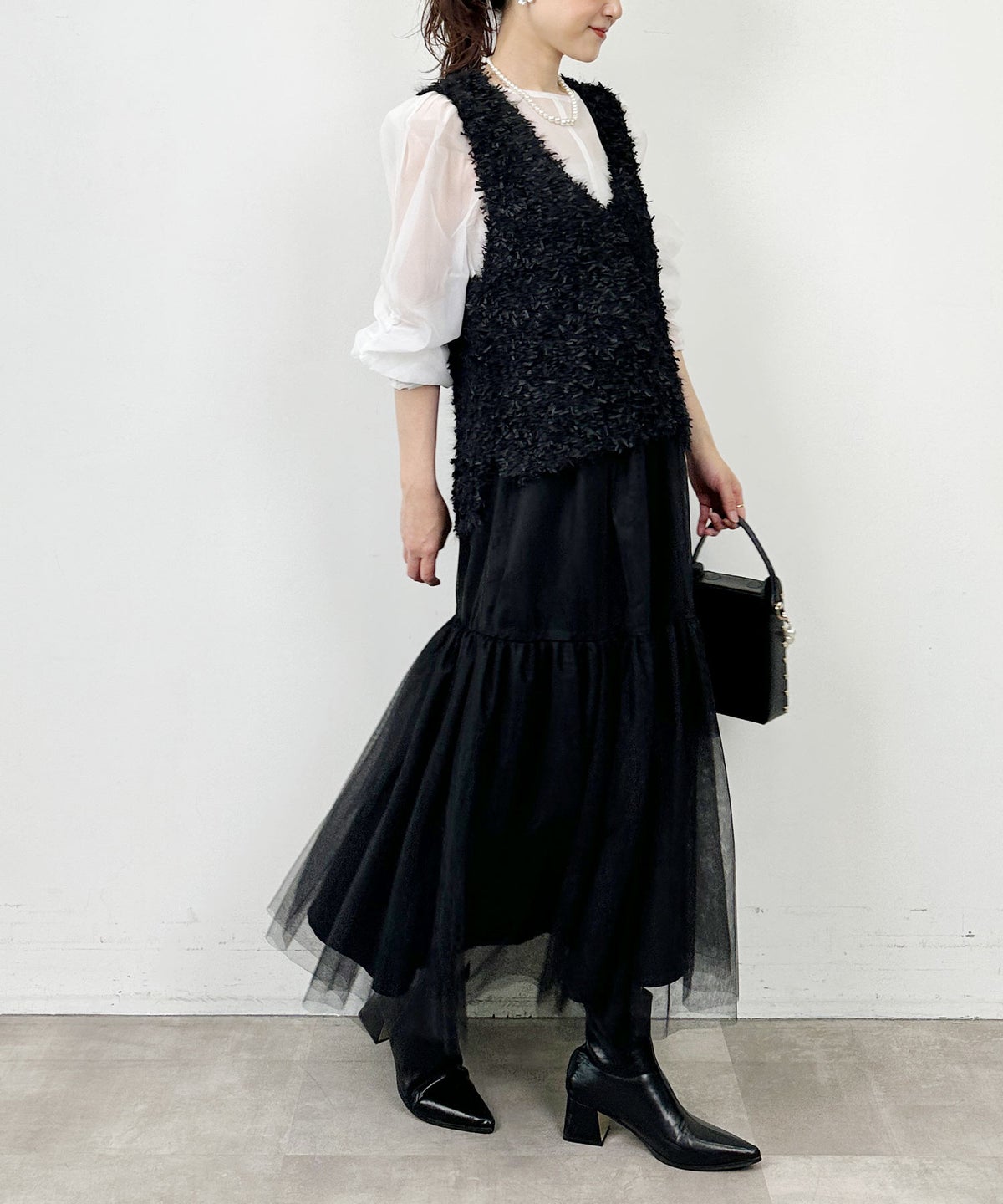 model：H164　着用サイズ：M　ブラック