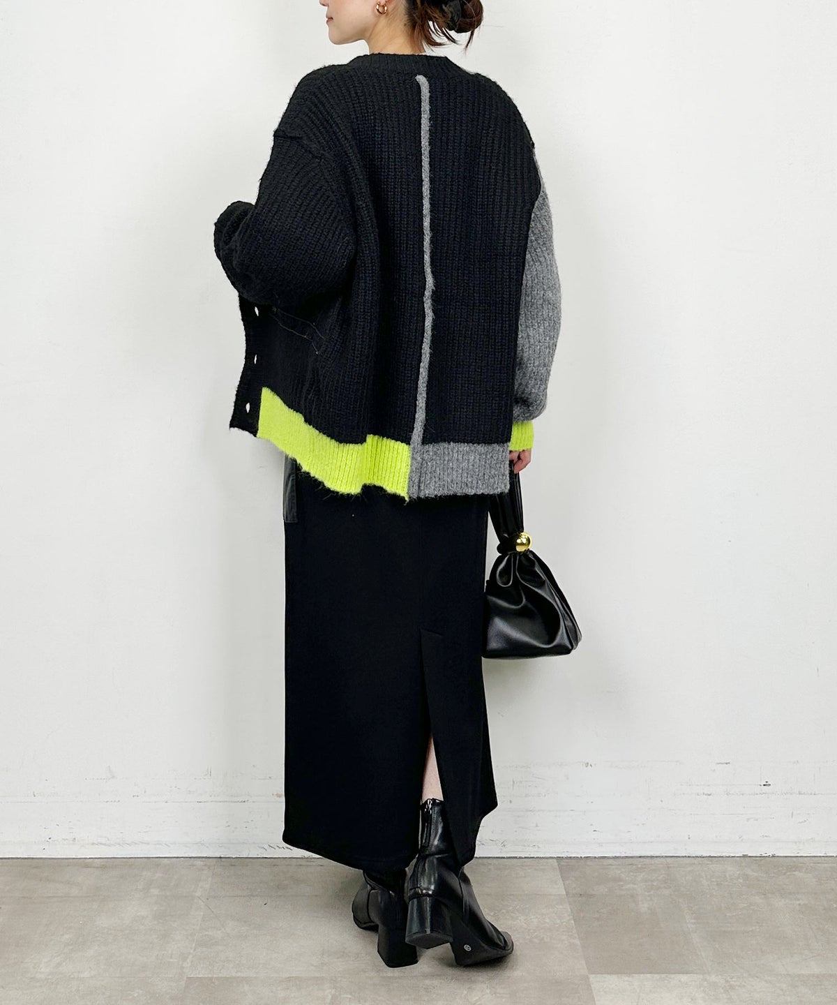 model：H164　着用サイズ：M　ブラック