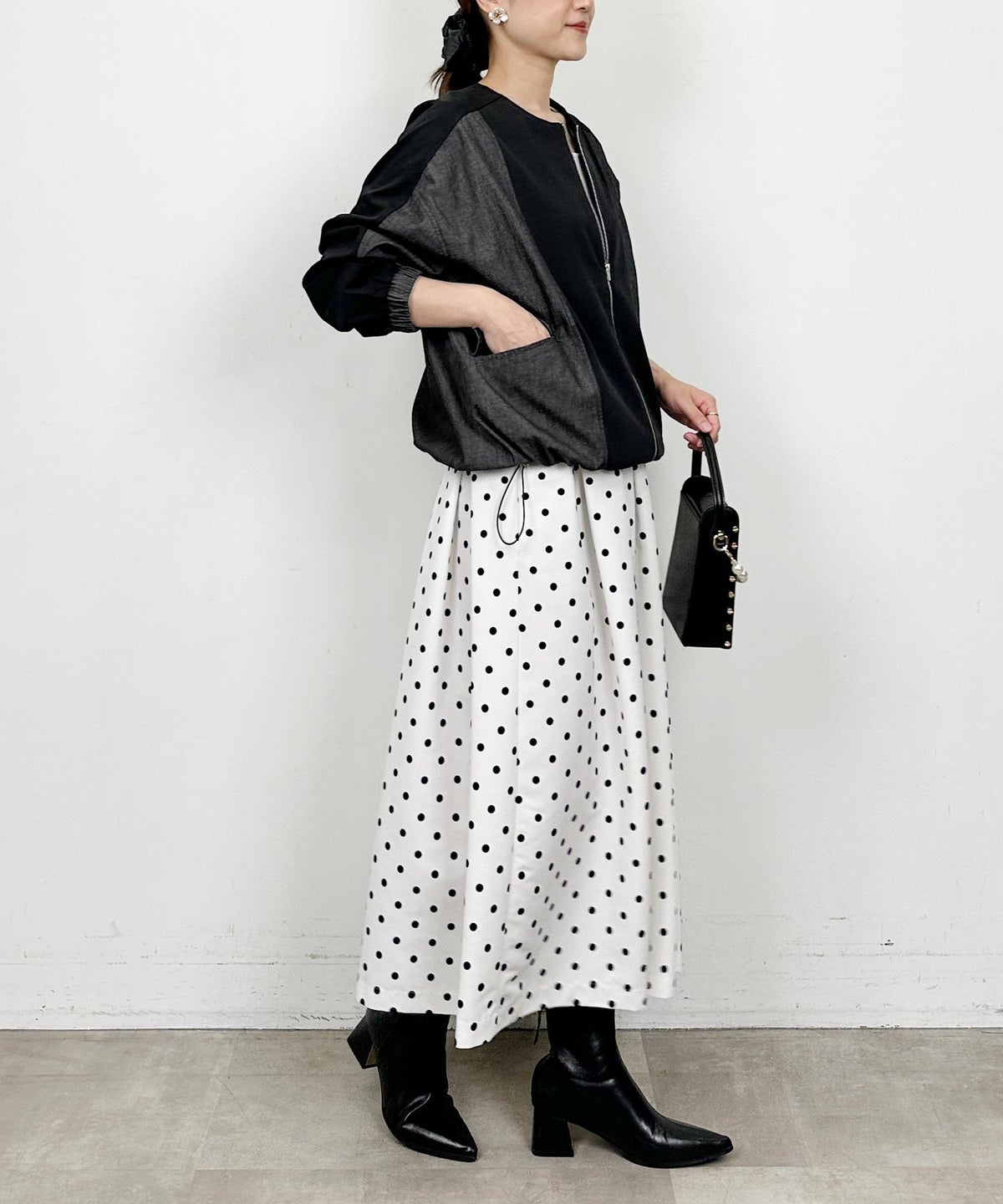 model：H164　着用サイズ：M　ブラック