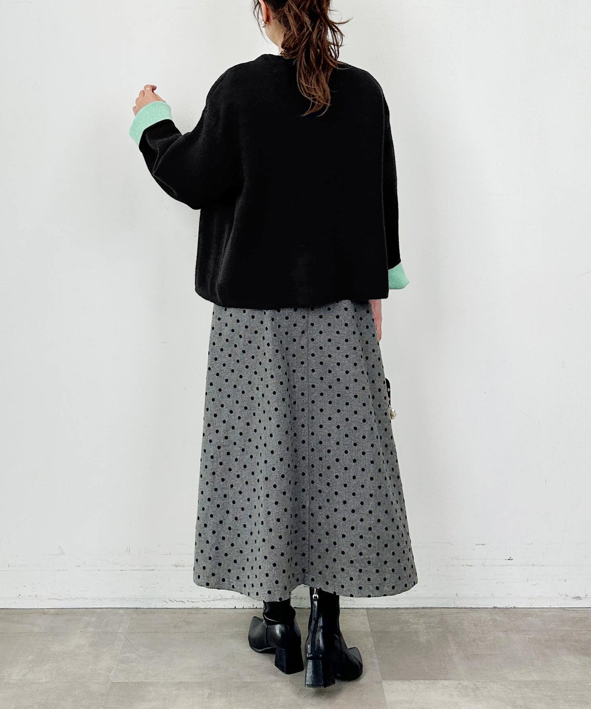 model：H164　着用サイズ：M　ブラック