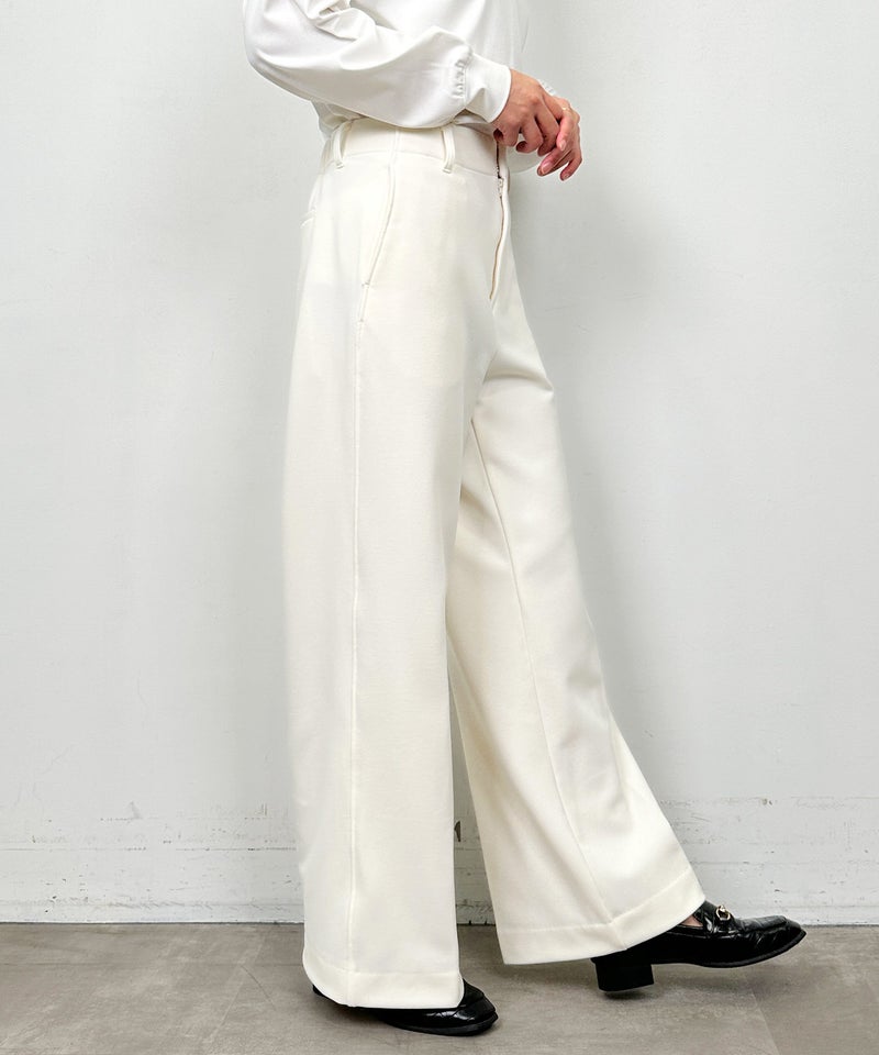 model：H164　着用サイズ：M　アイボリー