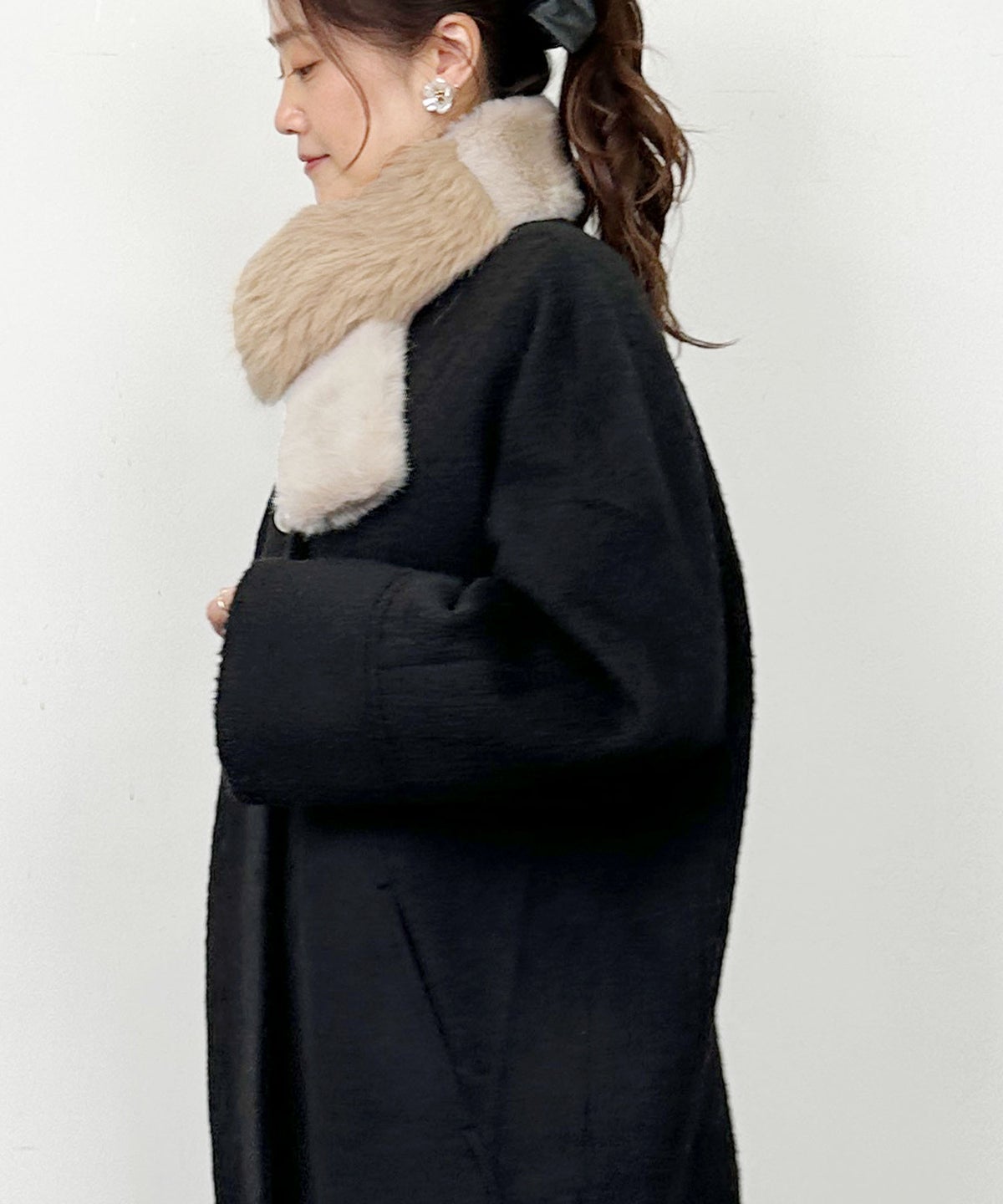 ベージュ