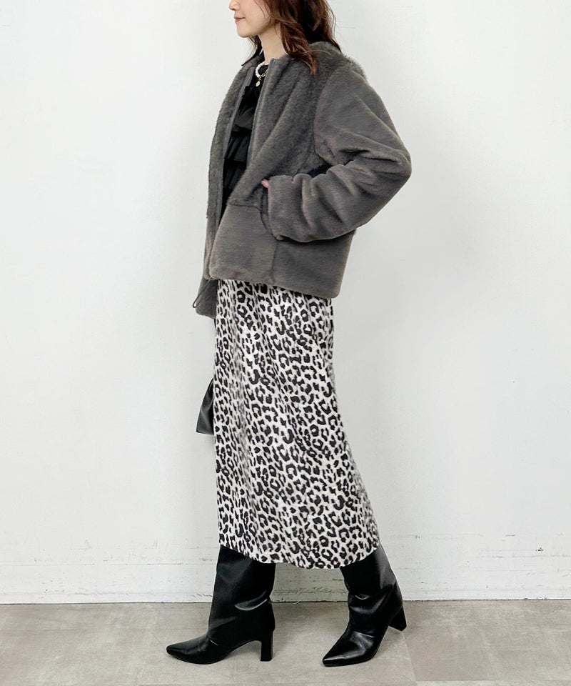 model：H164　着用サイズ：M　チャコールグレー