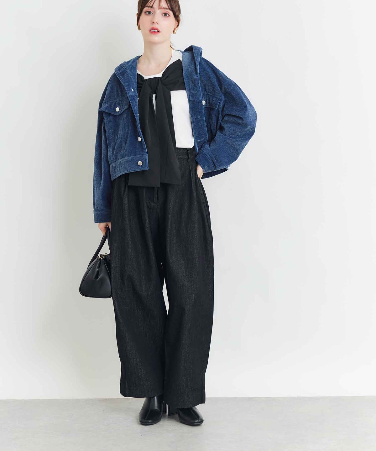 model：H160　着用サイズ：M　ブラック