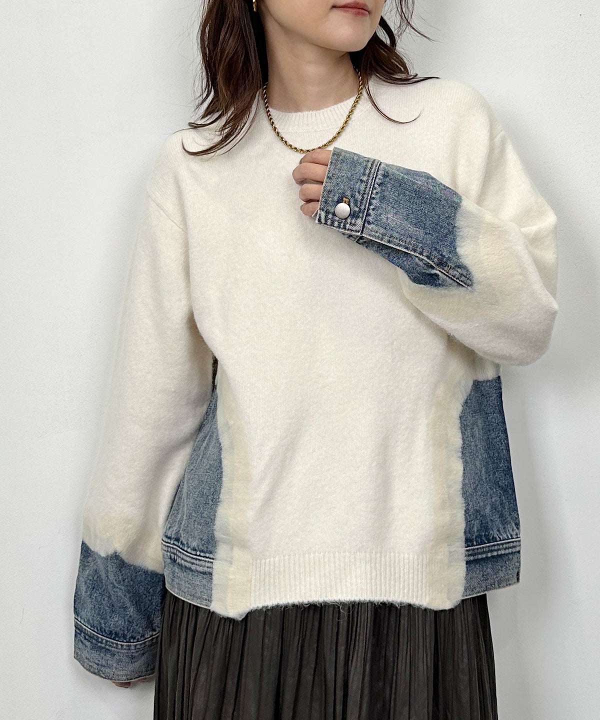 model：H164　着用サイズ：M　アイボリー