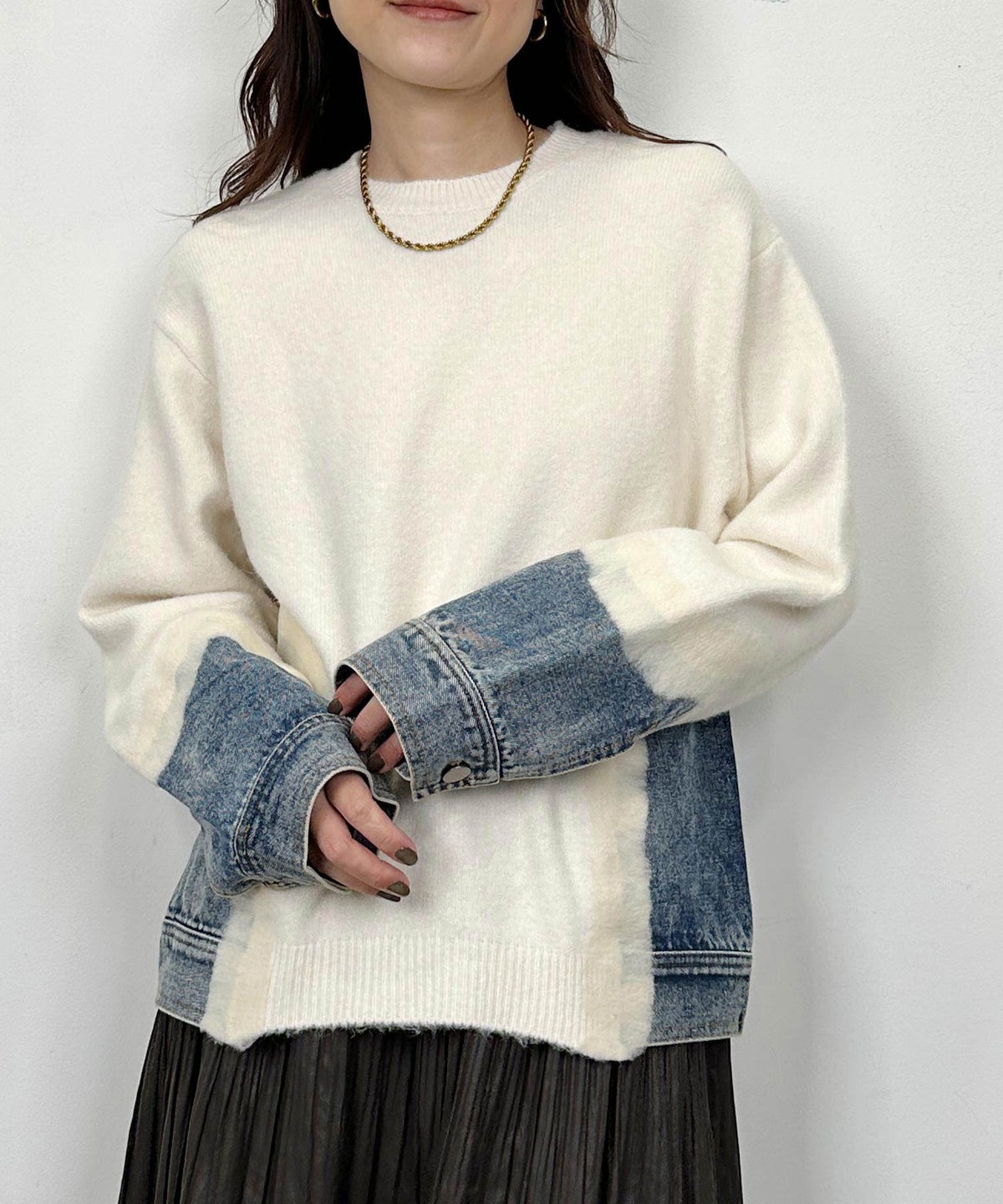 model：H164　着用サイズ：M　アイボリー