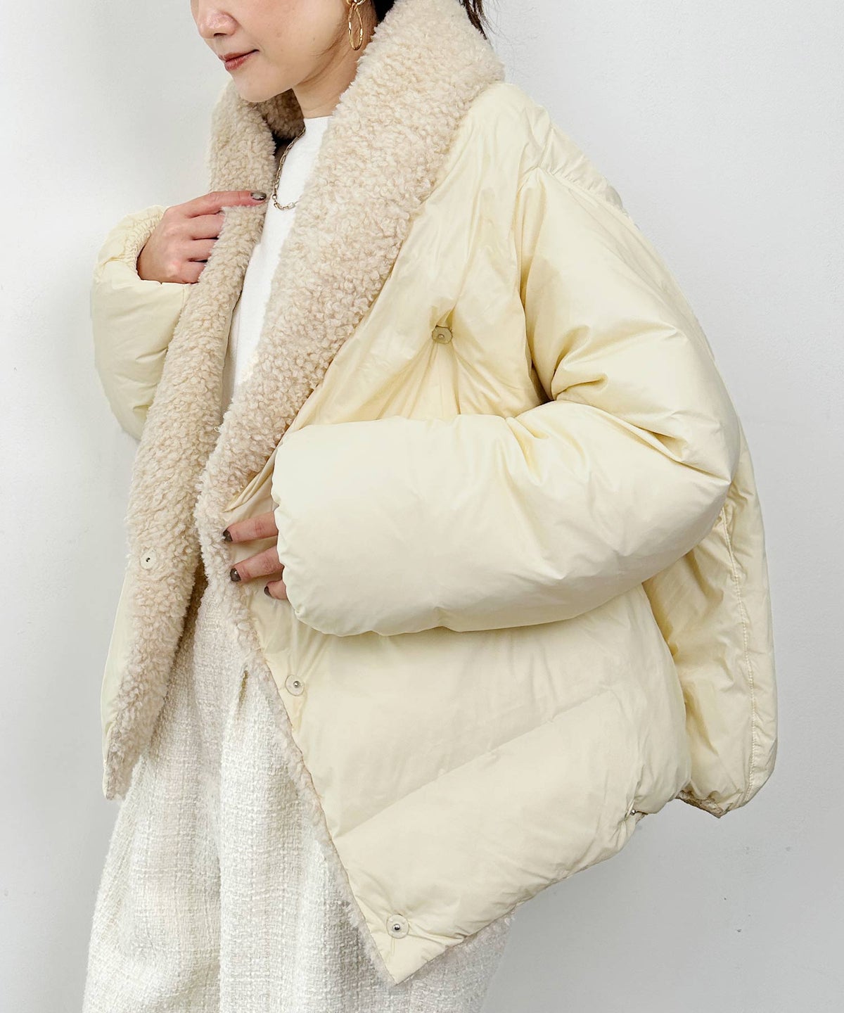 model：H164　着用サイズ：M　アイボリー