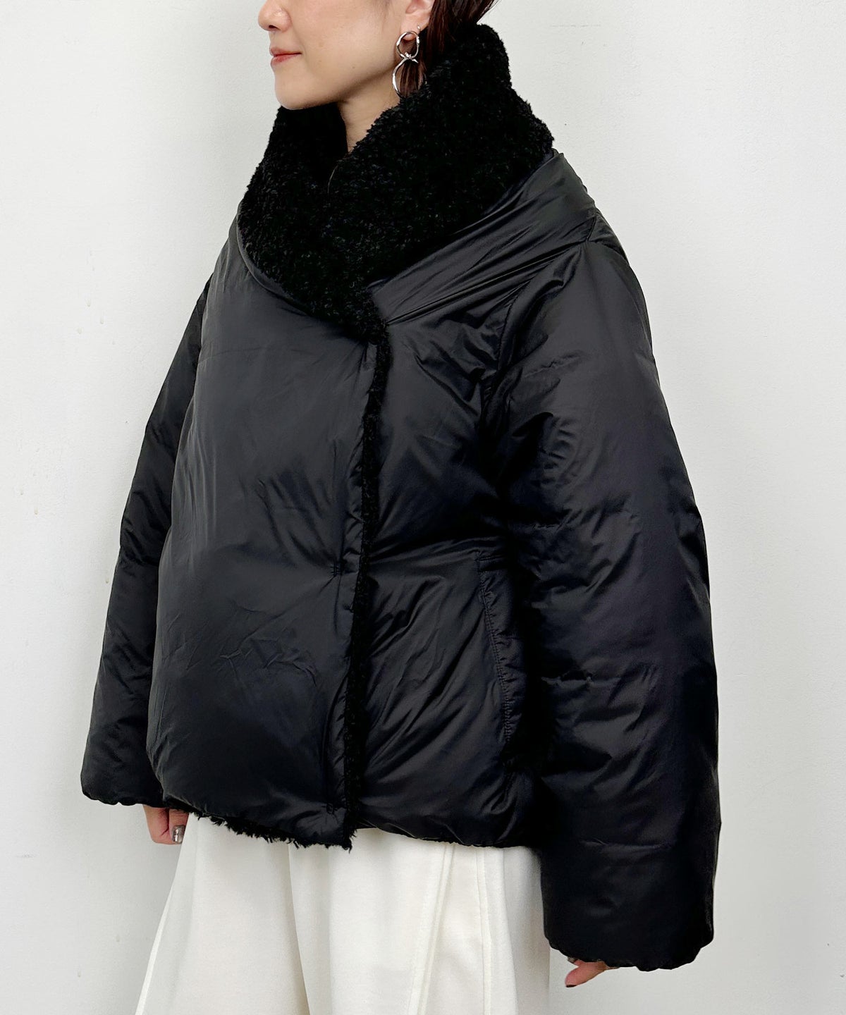 model：H164　着用サイズ：M　ブラック