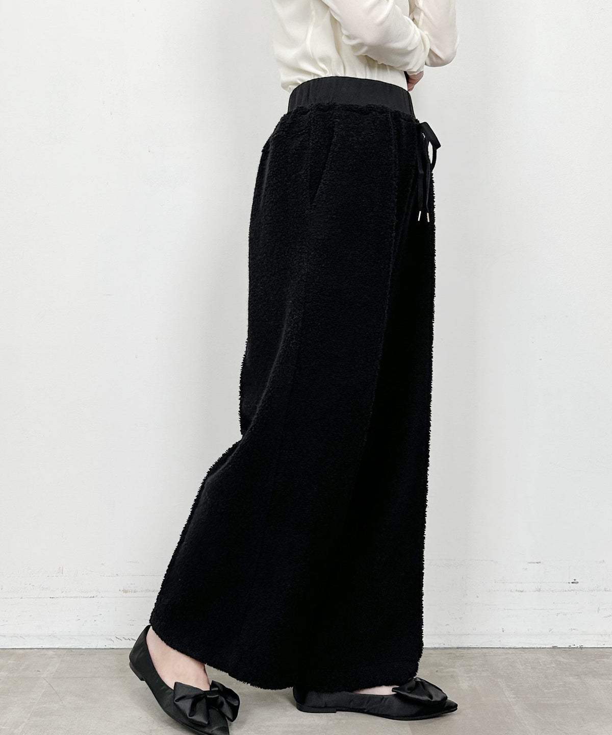 model：H164　着用サイズ：M　ブラック