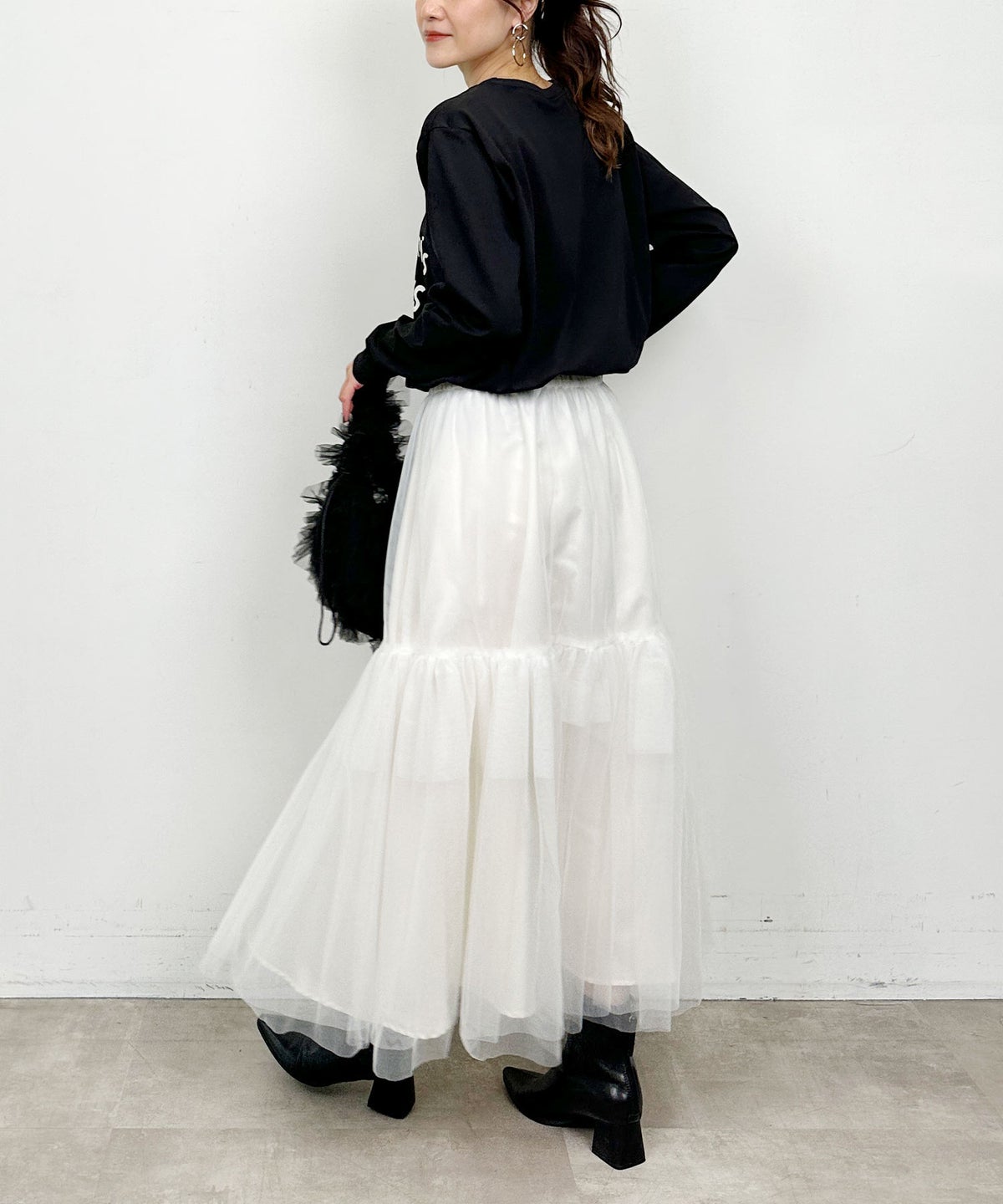 model：H164　着用サイズ：M　ブラック