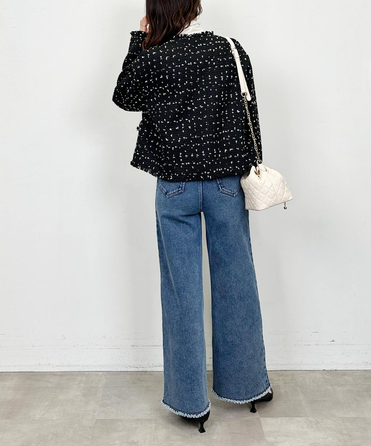 model：H164　着用サイズ：M　ブラック