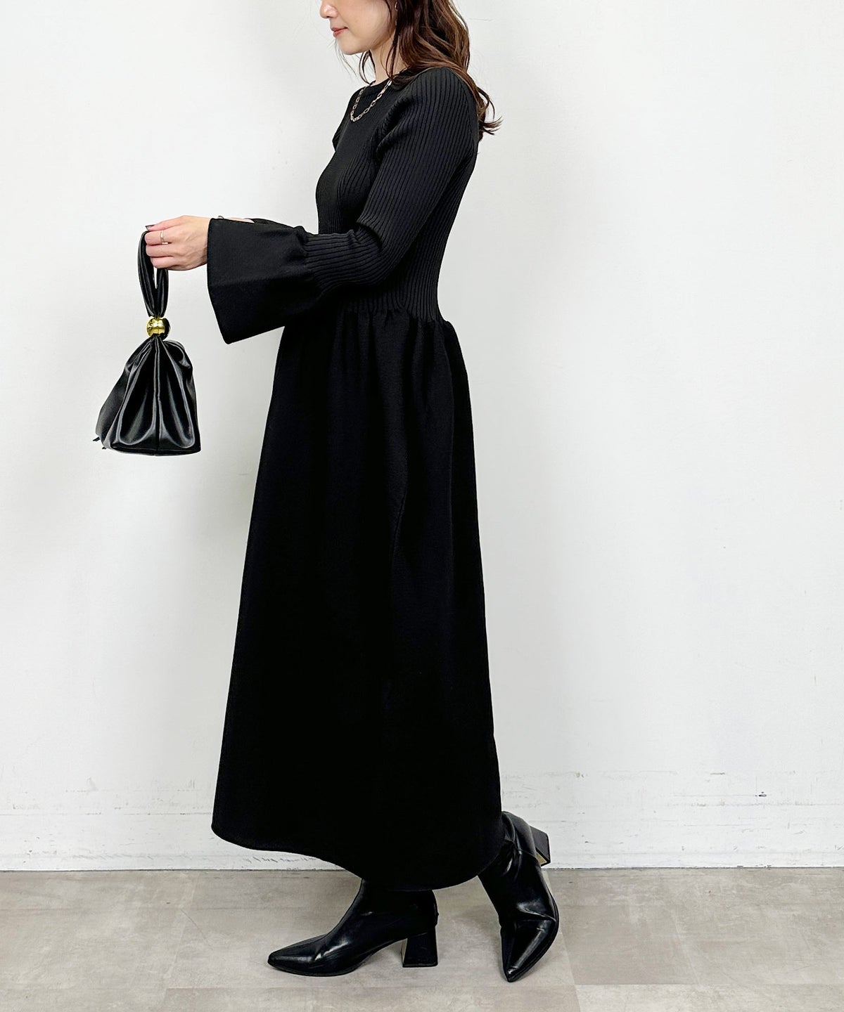 model：H164　着用サイズ：M　ブラック