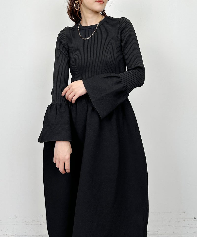model：H164　着用サイズ：M　ブラック
