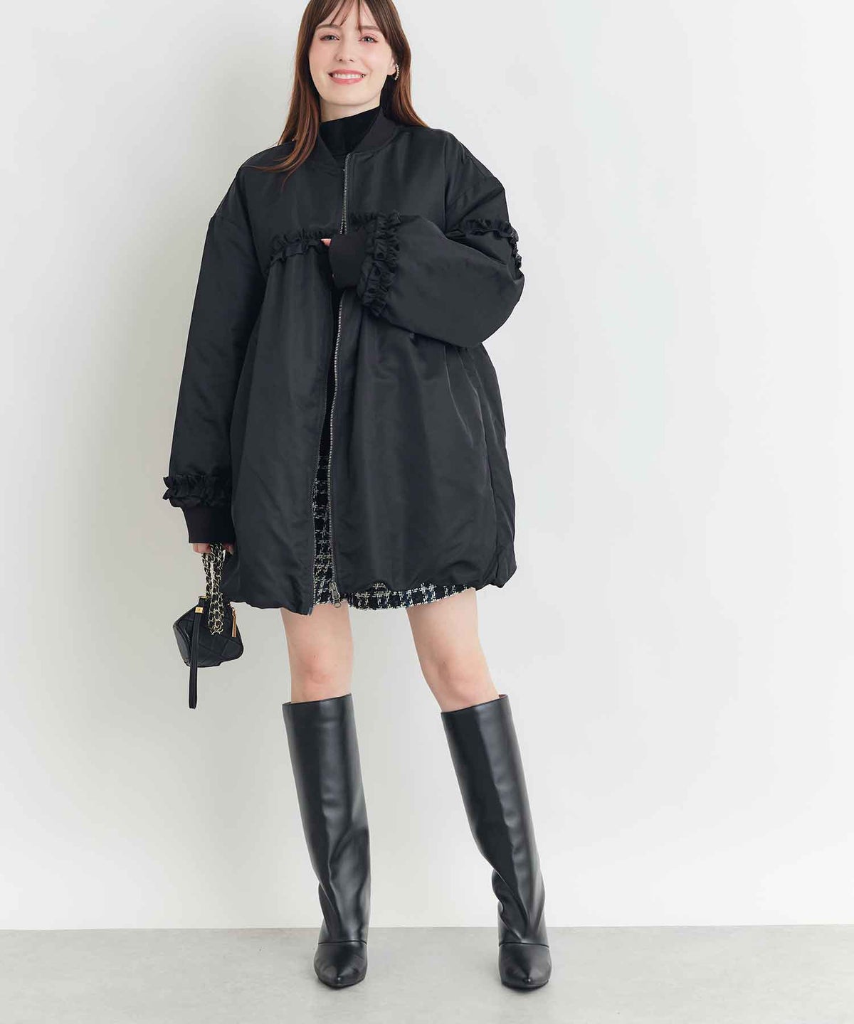 model：H160　着用サイズ：M