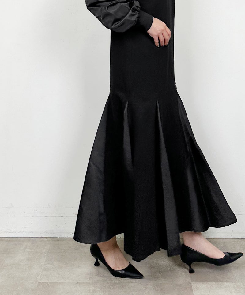 model：H164　着用サイズ：M　ブラック