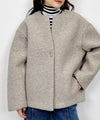 model：H164　着用サイズ：M　ベージュ