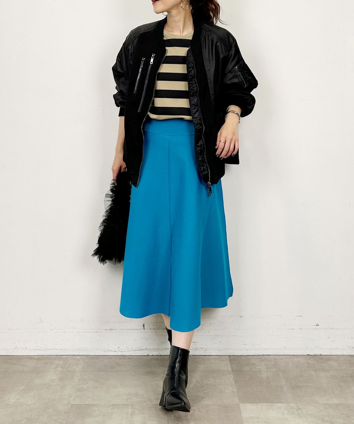 model：H164　着用サイズ：M　ブラック
