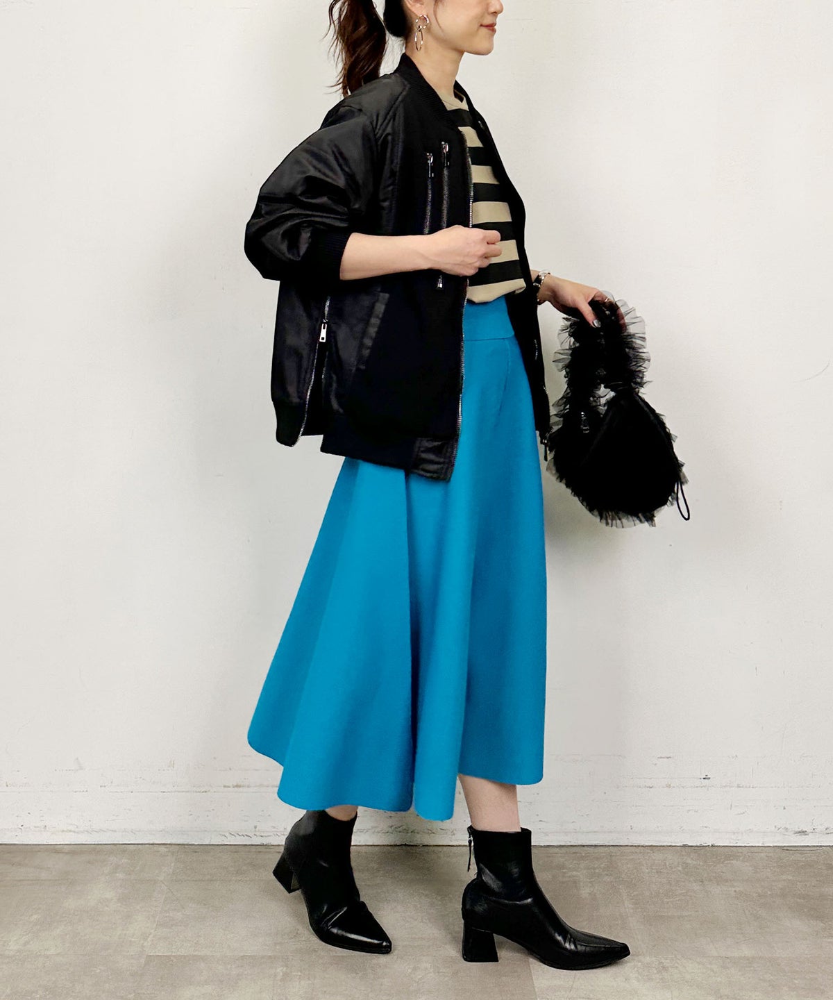 model：H164　着用サイズ：M　ブラック
